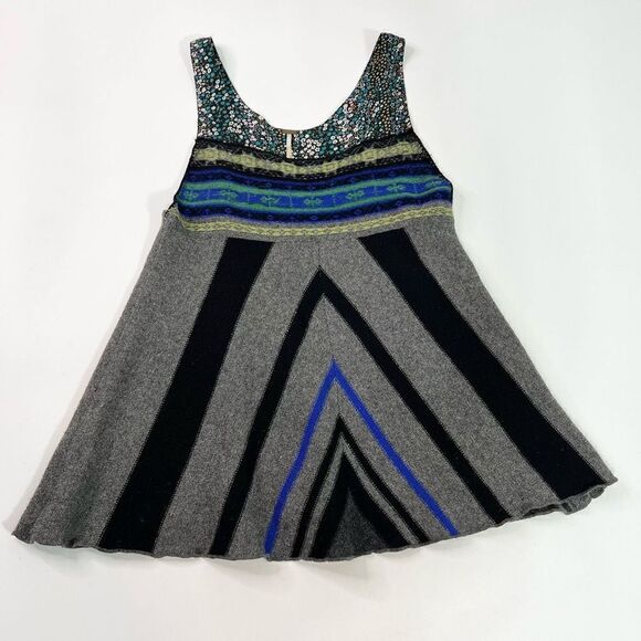 Free People Top Sweater Womens Medium Floral Stripes Knitted Boho - Picture 1 of 10